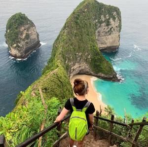 Meet your Posher, Arianna